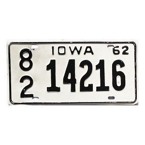 1962 Iowa License Plate #8214216
