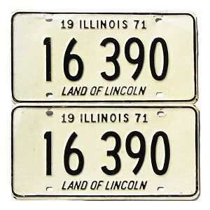 1971 Illinois License Plates Pair #16390