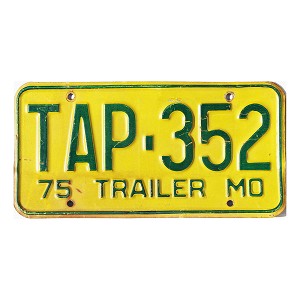 1975 Missouri Trailer License Plate #TAP352