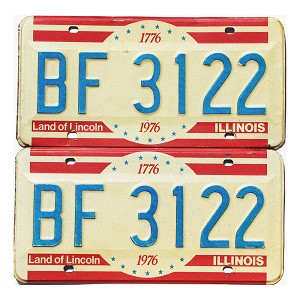 1976 Illinois Bicentennial License Plates Pair #BF3122
