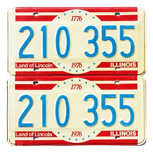 1976 Illinois Bicentennial License Plates Pair #210355