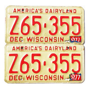 1977 Wisconsin License Plates Pair #Z65355
