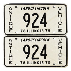 1978 Illinois Antique Vehicle License Plates Pair #924