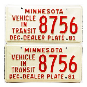 1981 Minnesota Vehicle In Transit Dealer License Plates Pair #8756