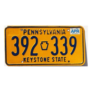 1982 Pennsylvania License Plate #392339