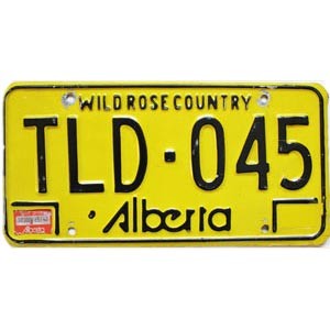 1983 Alberta License Plate #TLD045