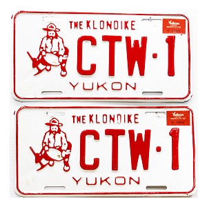 1985 Yukon License Plates Pair #CTW1