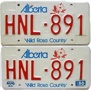 1986 Alberta License Plates Pair #HNL891