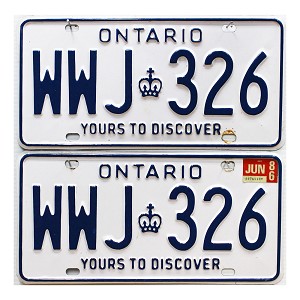 1986 Ontario License Plates Pair #WWJ326