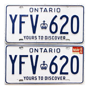 1986 Ontario License Plates Pair #YFV620