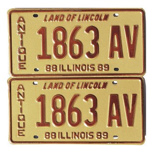 1988 Illinois Antique Vehicle License Plates Pair #1863AV