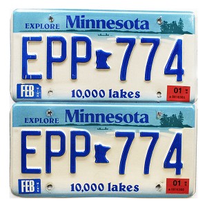 2001 Minnesota License Plates Pair #EPP774