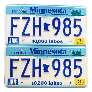 2002 Minnesota License Plates Pair #FZH985