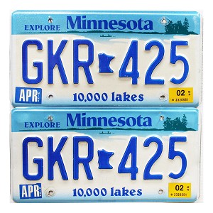 2002 Minnesota License Plates Pair #GKR425