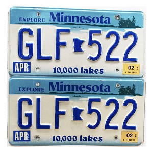2002 Minnesota License Plates Pair #GLF522
