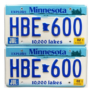 2002 Minnesota License Plates Pair #HBE600