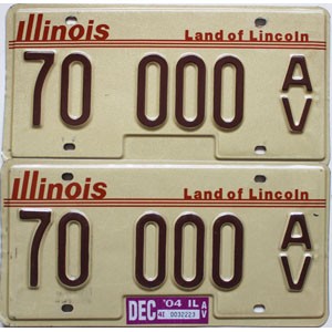 2004 Illinois Antique Vehicle License Plates Pair #70000