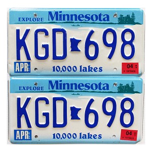 2004 Minnesota License Plates Pair #KGD698