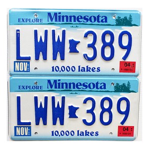 2004 Minnesota License Plates Pair #LWW389