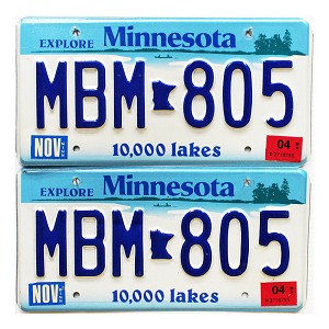 2004 Minnesota License Plates Pair #MBM805