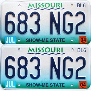 2004 Missouri Truck License Plates Pair #683NG2