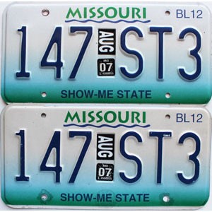 2007 Missouri Truck License Plates Pair #147ST3