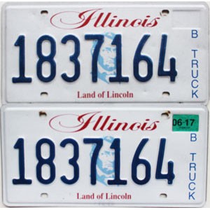 2017 Illinois Truck License Plates Pair #1837164