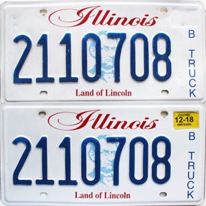 2018 Illinois Truck License Plates Pair #2110708