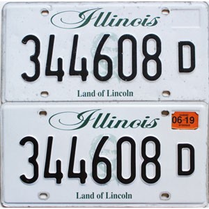 2019 Illinois Truck License Plates Pair #344608D