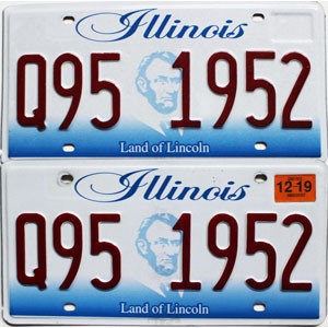 2019 Illinois License Plates Pair #Q951952