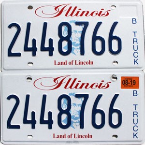 2019 Illinois Truck License Plates Pair #2448766
