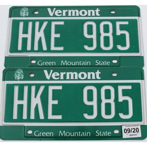 2020 Vermont License Plates Pair #HKE985