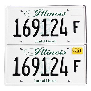 2021 Illinois Truck License Plates Pair #169124F