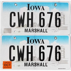 2021 Iowa License Plates Pair #CWH676