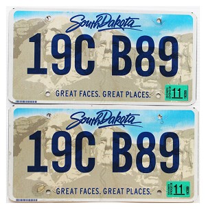 2023 South Dakota License Plate Pair #19CB89